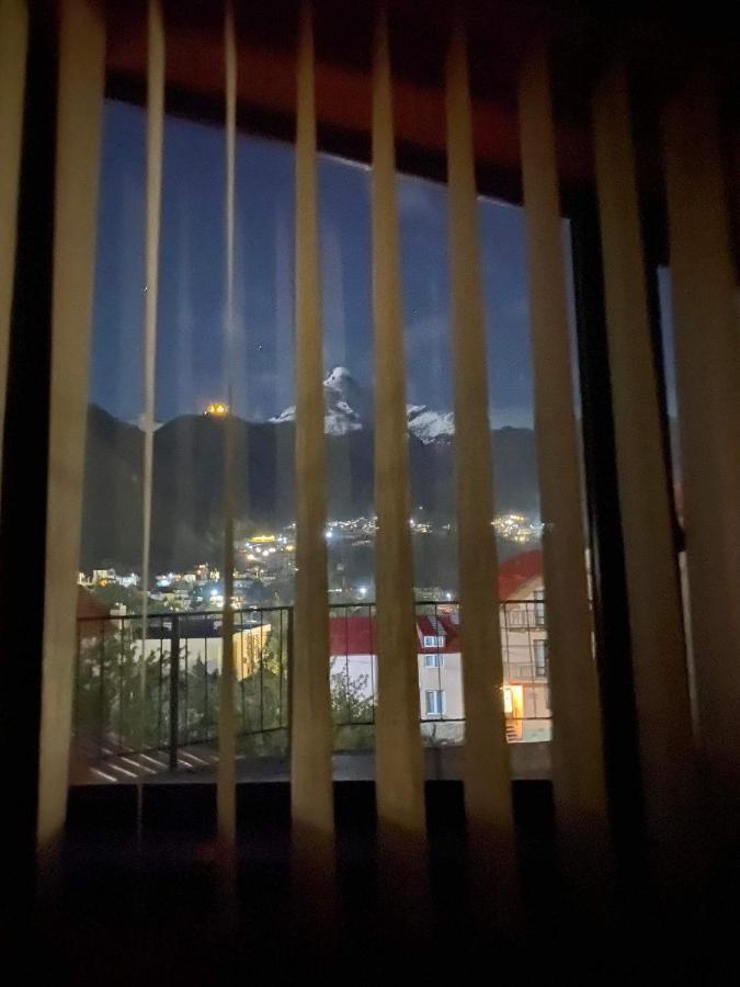 Four Season In Kazbegi Hotel Buitenkant foto