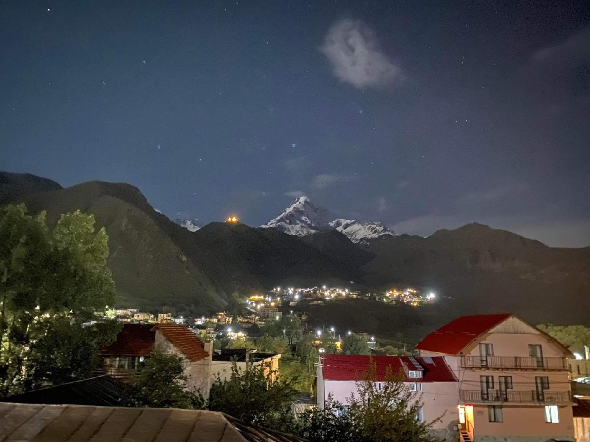 Four Season In Kazbegi Hotel Kamer foto