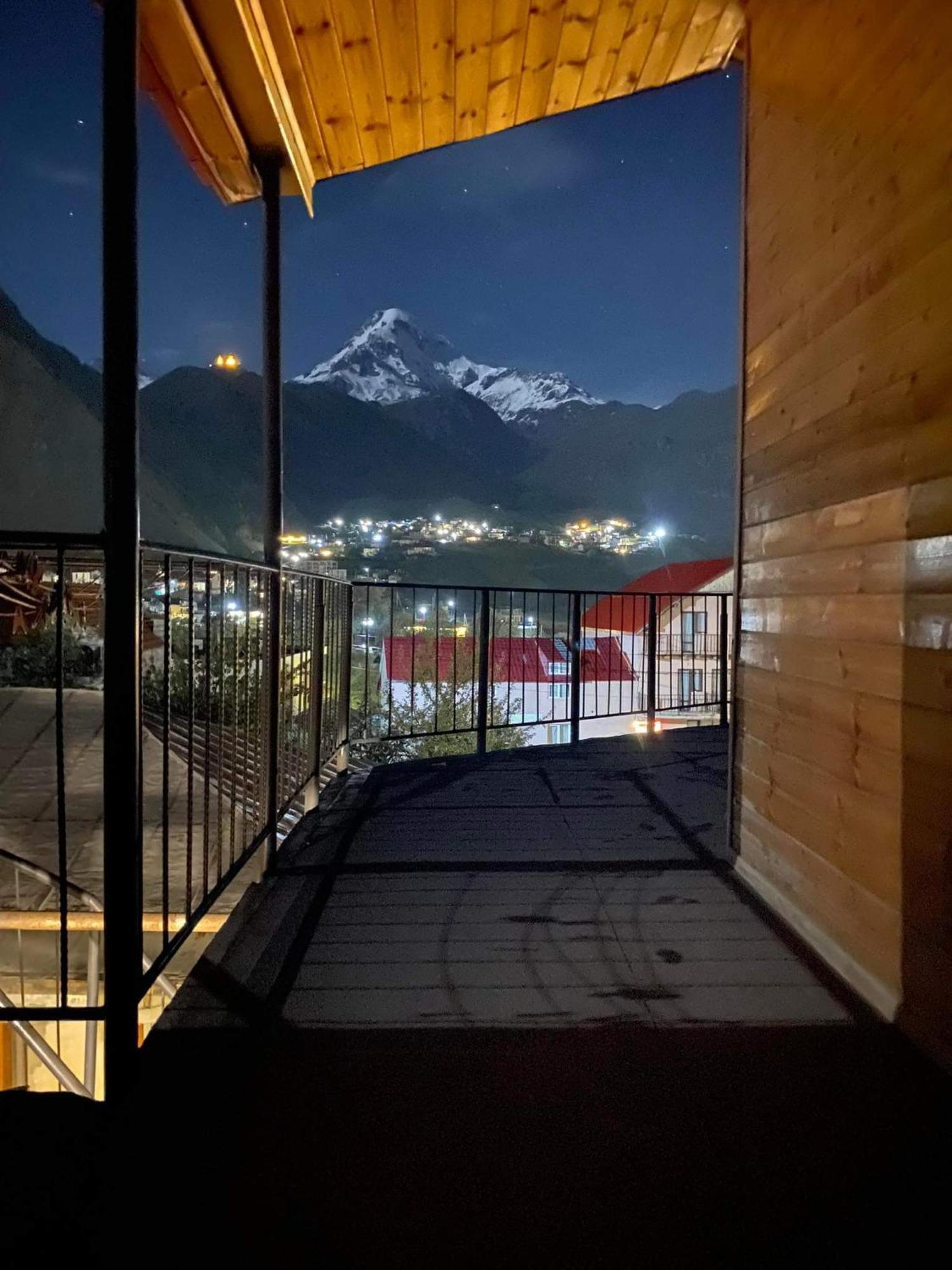 Four Season In Kazbegi Hotel Kamer foto
