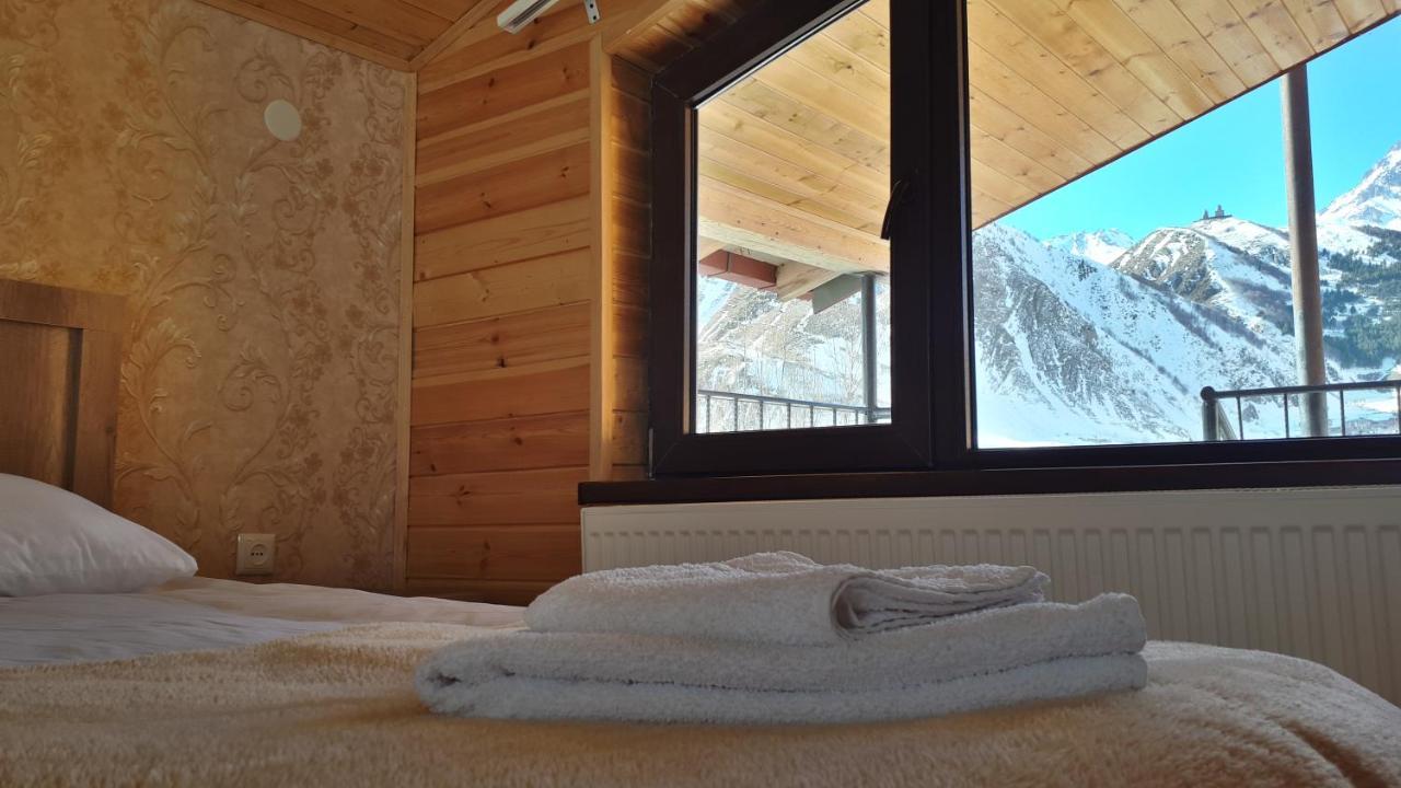 Four Season In Kazbegi Hotel Buitenkant foto