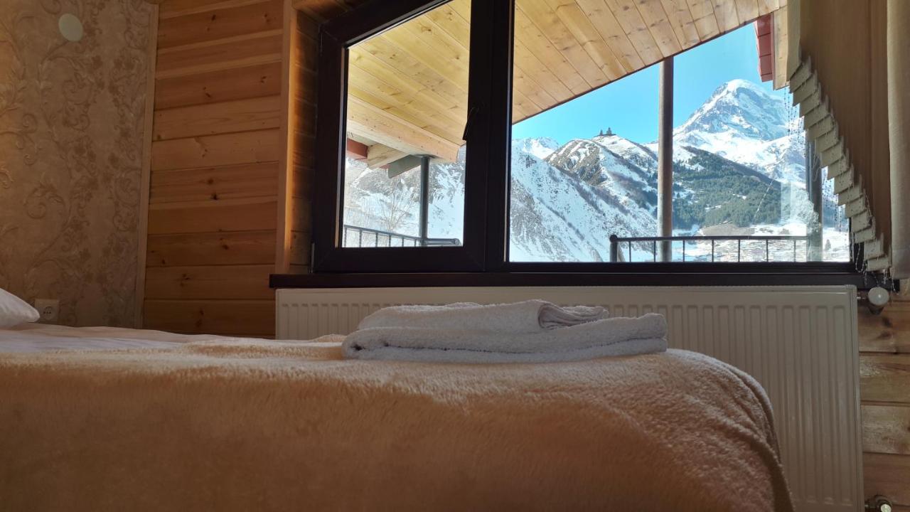 Four Season In Kazbegi Hotel Buitenkant foto